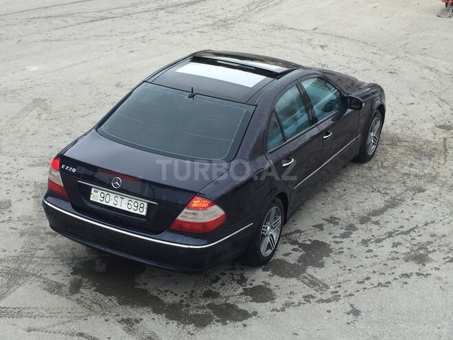 Mercedes E 220 2002, 248,000 km - 2.2 l - Sumqayıt