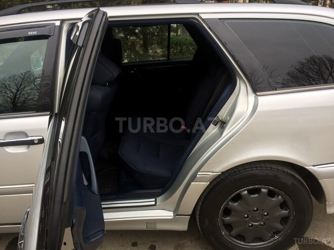 Mercedes C 220 1999, 400,000 km - 2.2 l - Yevlax
