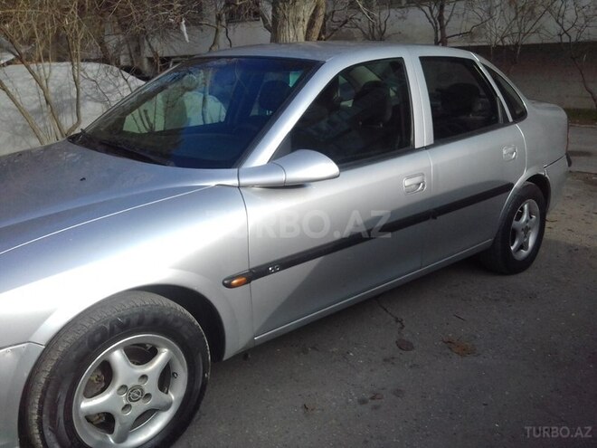 Opel Vectra 1997, 270,000 km - 1.8 l - Bakı
