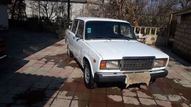 LADA (VAZ) 2107 2005, 200,000 km - 1.6 л - Neftçala