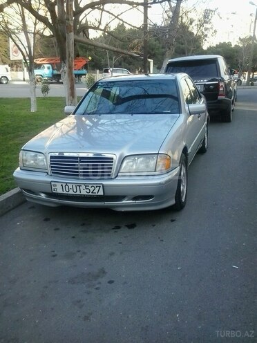Mercedes C 230 1999, 147,000 km - 2.0 l - Bakı