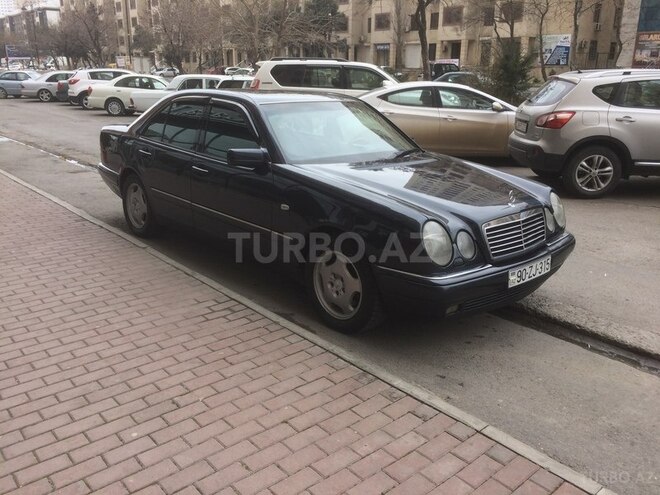 Mercedes E 280 1997, 314,000 km - 2.8 l - Bakı