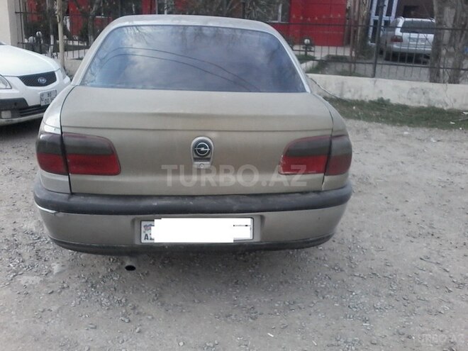 Opel Omega 1996, 296,500 km - 2.0 l - Bakı