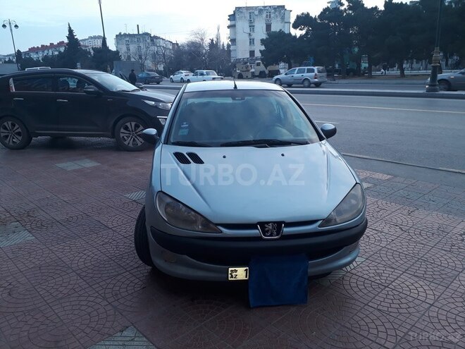Peugeot 206 2004, 141,000 km - 1.4 l - Bakı