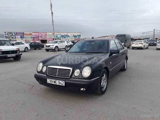 Mercedes E 240 1998, 243,000 km - 2.4 l - Bakı