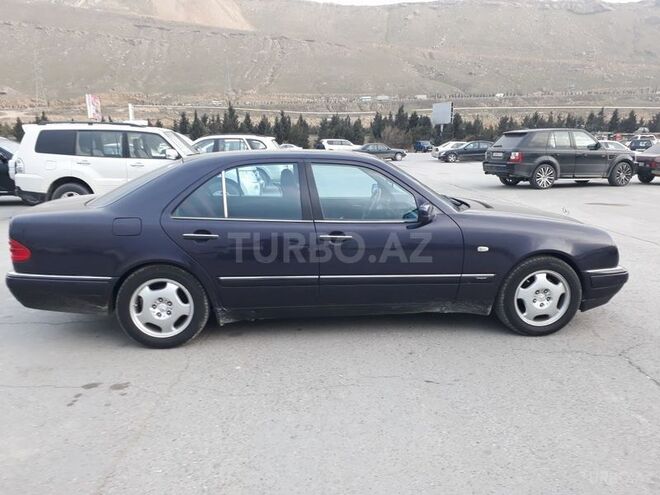 Mercedes E 240 1998, 243,000 km - 2.4 l - Bakı
