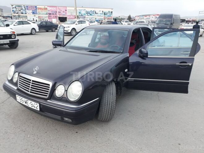 Mercedes E 240 1998, 243,000 km - 2.4 l - Bakı