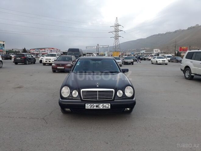 Mercedes E 240 1998, 243,000 km - 2.4 l - Bakı