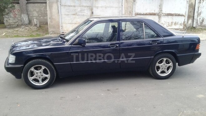 Mercedes 190 1991, 303,253 km - 2.0 l - Bakı