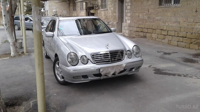 Mercedes E 220 2001, 312,821 km - 2.0 l - Bakı