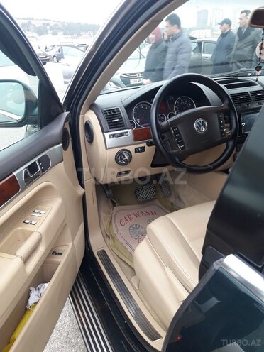 Volkswagen Touareg 2004, 174,331 km - 3.2 l - Bakı