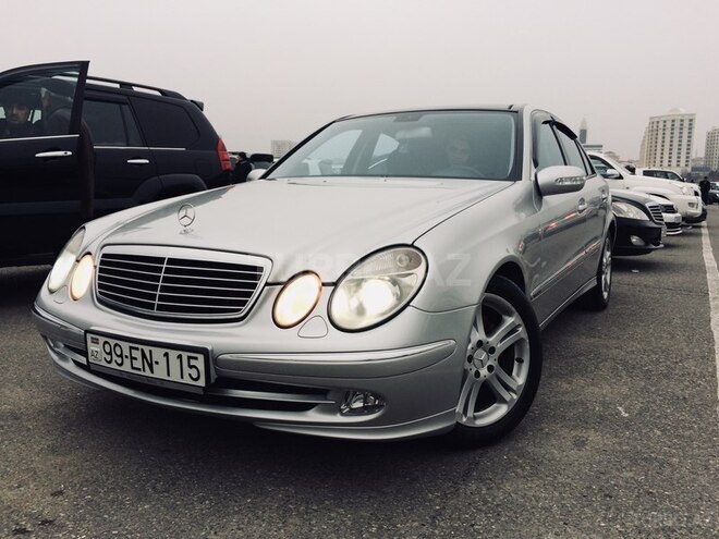 Mercedes E 270 2003, 166,378 km - 0.3 л - Bakı
