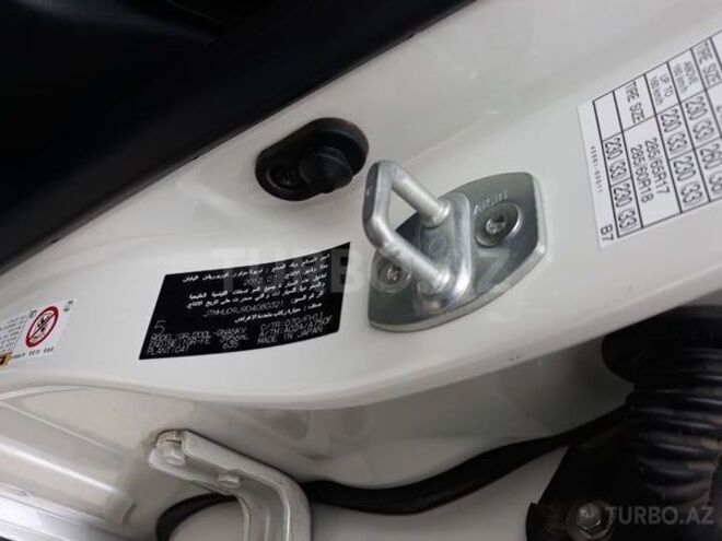 Toyota Land Cruiser 2013, 70,000 km - 4.0 l - Bakı