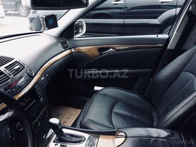Mercedes E 270 2003, 167,408 km - 2.7 л - Bakı