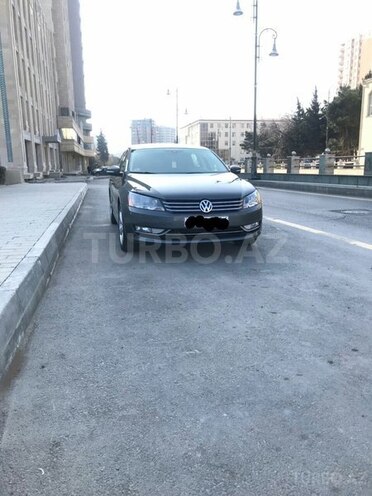 Volkswagen Passat 2013, 39,000 km - 1.8 л - Bakı