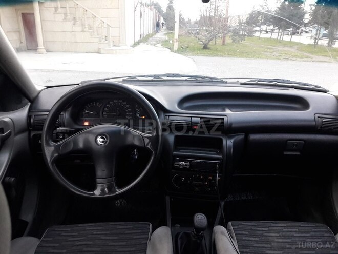 Opel Astra 1992, 340,000 km - 1.8 l - Sumqayıt