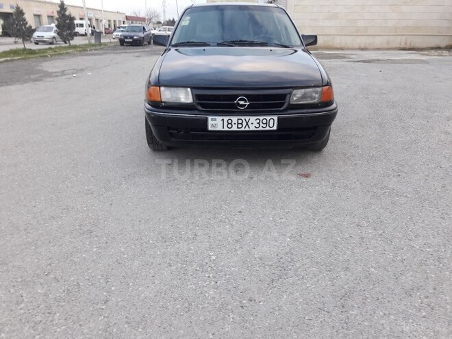 Opel Astra 1992, 340,000 km - 1.8 l - Sumqayıt