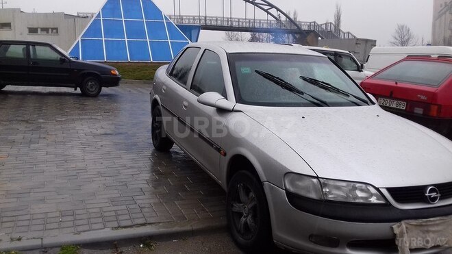 Opel Vectra 1997, 425,786 km - 1.6 l - Bakı