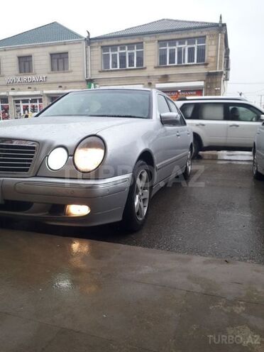 Mercedes E 200 1998, 290,029 km - 2.0 l - Bakı