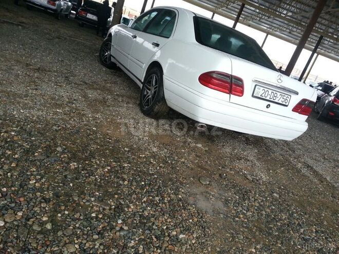 Mercedes E 230 1997, 2,890,542 km - 2.4 l - Gəncə