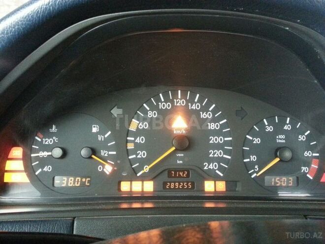 Mercedes E 230 1997, 2,890,542 km - 2.4 l - Gəncə