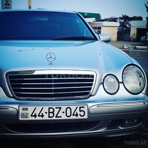 Mercedes E 240 2001, 180,000 km - 2.6 l - Masallı