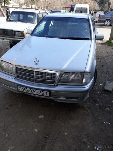 Mercedes C 240 1999, 18,530 km - 2.4 l - Bakı