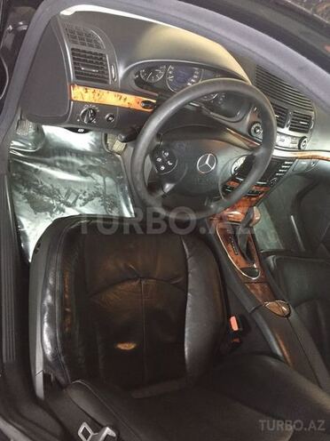 Mercedes E 270 2005, 330,150 km - 2.7 л - Göyçay