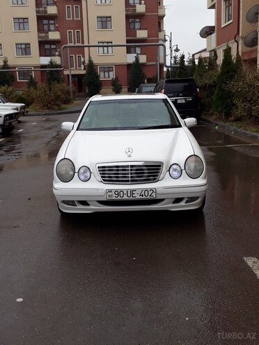 Mercedes E 240 1999, 240,000 km - 2.4 л - Gəncə