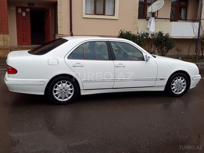Mercedes E 240 1999, 240,000 km - 2.4 л - Gəncə