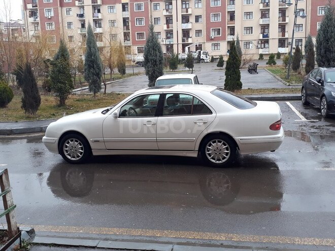 Mercedes E 240 1999, 240,000 km - 2.4 л - Gəncə