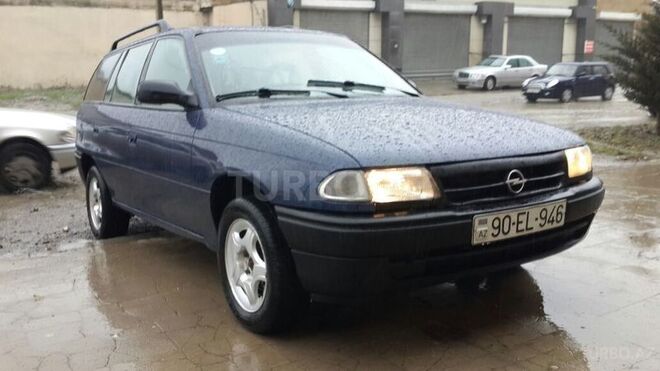 Opel Astra 1994, 124,365 km - 1.6 l - Sumqayıt