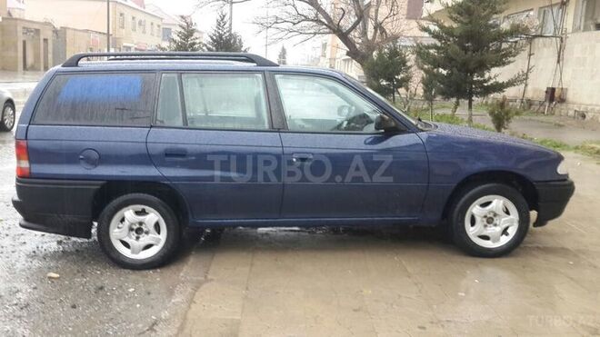Opel Astra 1994, 124,365 km - 1.6 l - Sumqayıt