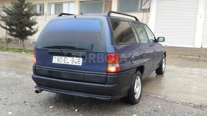 Opel Astra 1994, 124,365 km - 1.6 l - Sumqayıt