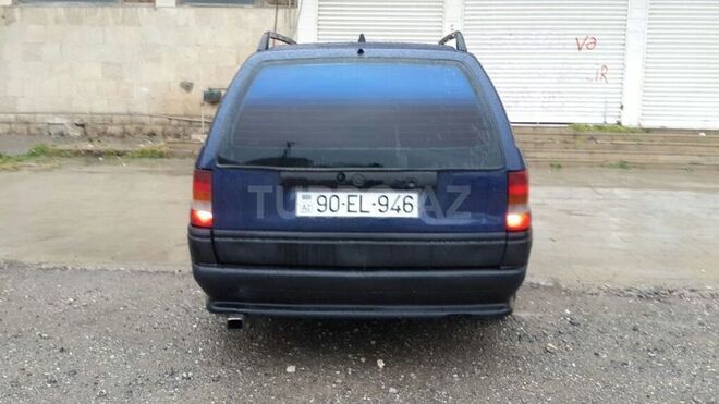 Opel Astra 1994, 124,365 km - 1.6 l - Sumqayıt
