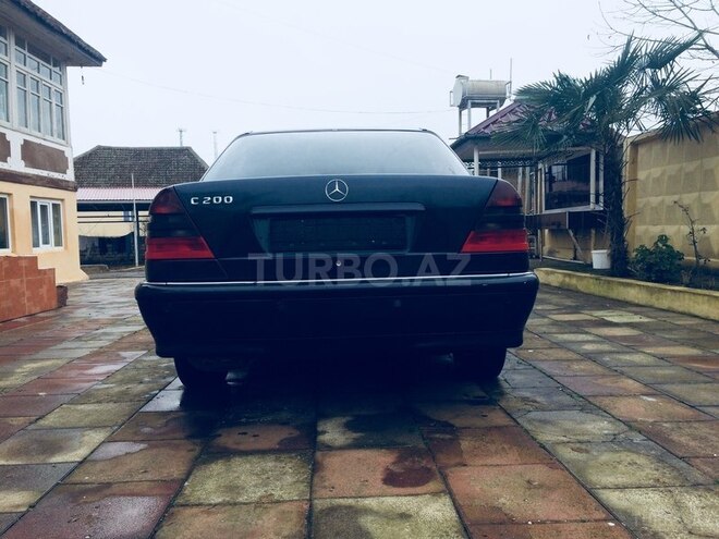 Mercedes C 200 2000, 220,000 km - 2.0 л - Masallı
