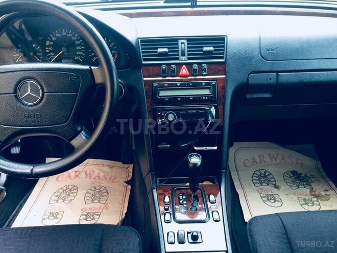 Mercedes C 200 2000, 220,000 km - 2.0 л - Masallı