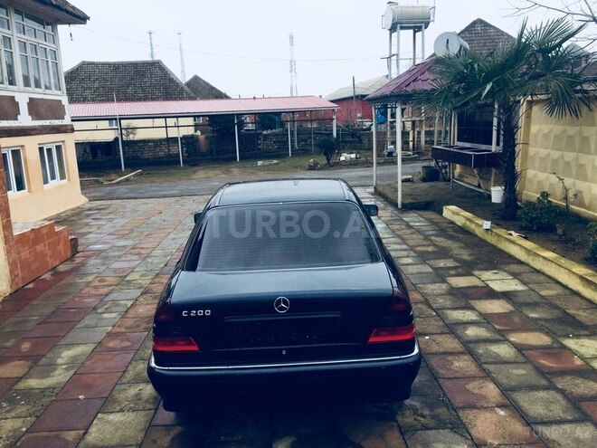 Mercedes C 200 2000, 220,000 km - 2.0 л - Masallı