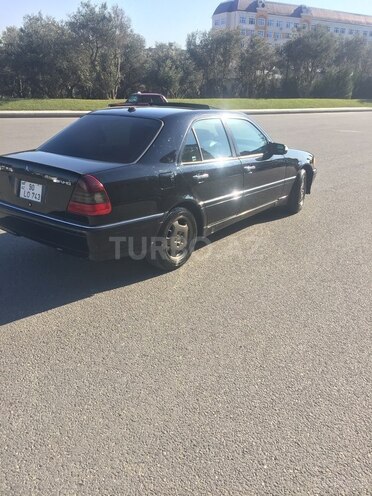 Mercedes C 230 2000, 203,000 km - 2.3 l - Bakı