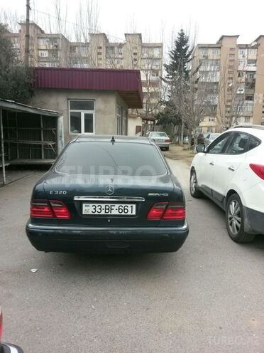 Mercedes E 230 1996, 267,000 km - 2.3 l - Bakı