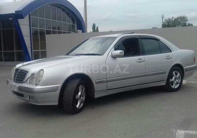 Mercedes E 200 1999, 396,236 km - 2.0 л - Zaqatala