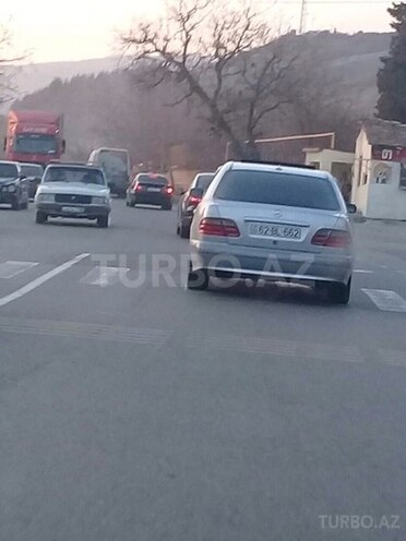 Mercedes E 200 1999, 396,236 km - 2.0 л - Zaqatala