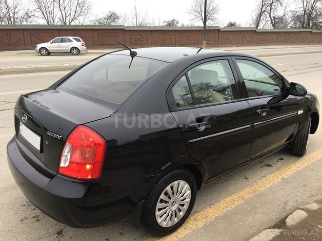 Hyundai Accent 2009, 130,000 km - 1.4 l - Qusar