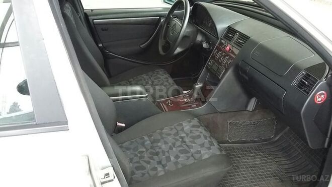 Mercedes C 180 1998, 299,400 km - 1.8 л - Gəncə