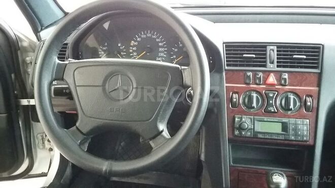 Mercedes C 180 1998, 299,400 km - 1.8 л - Gəncə