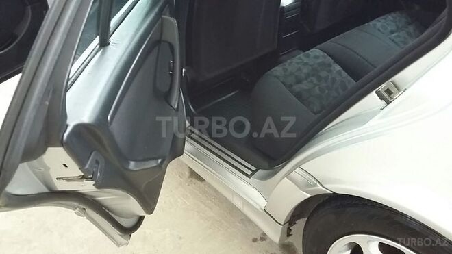Mercedes C 180 1998, 299,400 km - 1.8 л - Gəncə