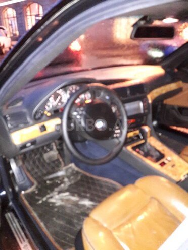 BMW 740 2000, 221,000 km - 4.4 l - Sumqayıt