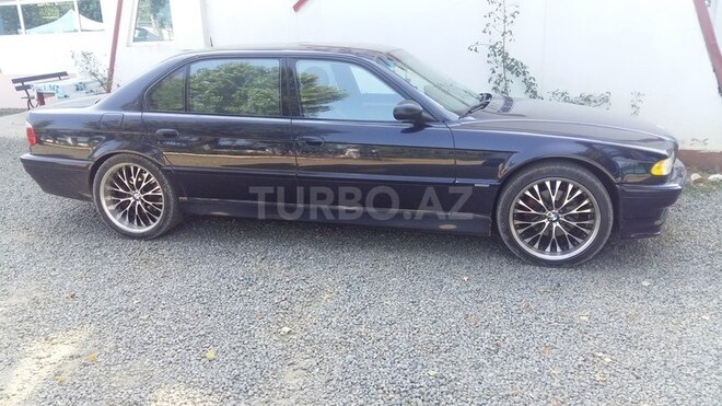 BMW 740 2000, 221,000 km - 4.4 l - Sumqayıt