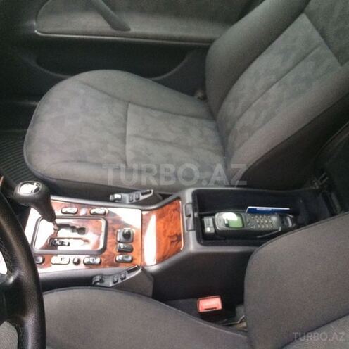 Mercedes E 240 1999, 370,000 km - 2.4 l - Bakı