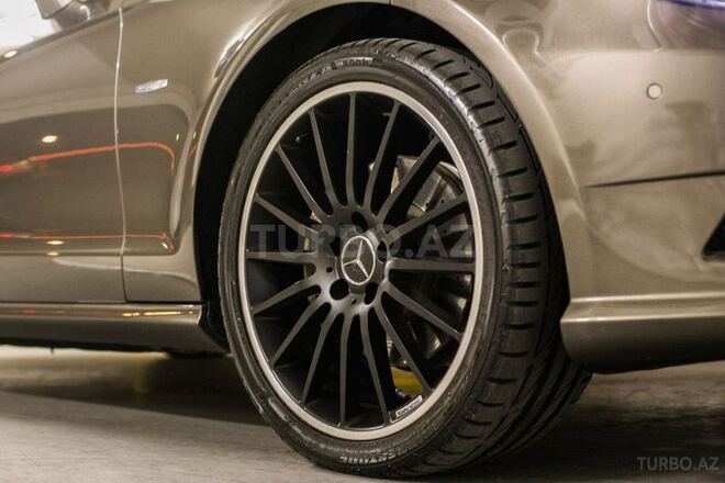 Mercedes CLS 350 2011, 72,000 km - 3.5 л - Bakı
